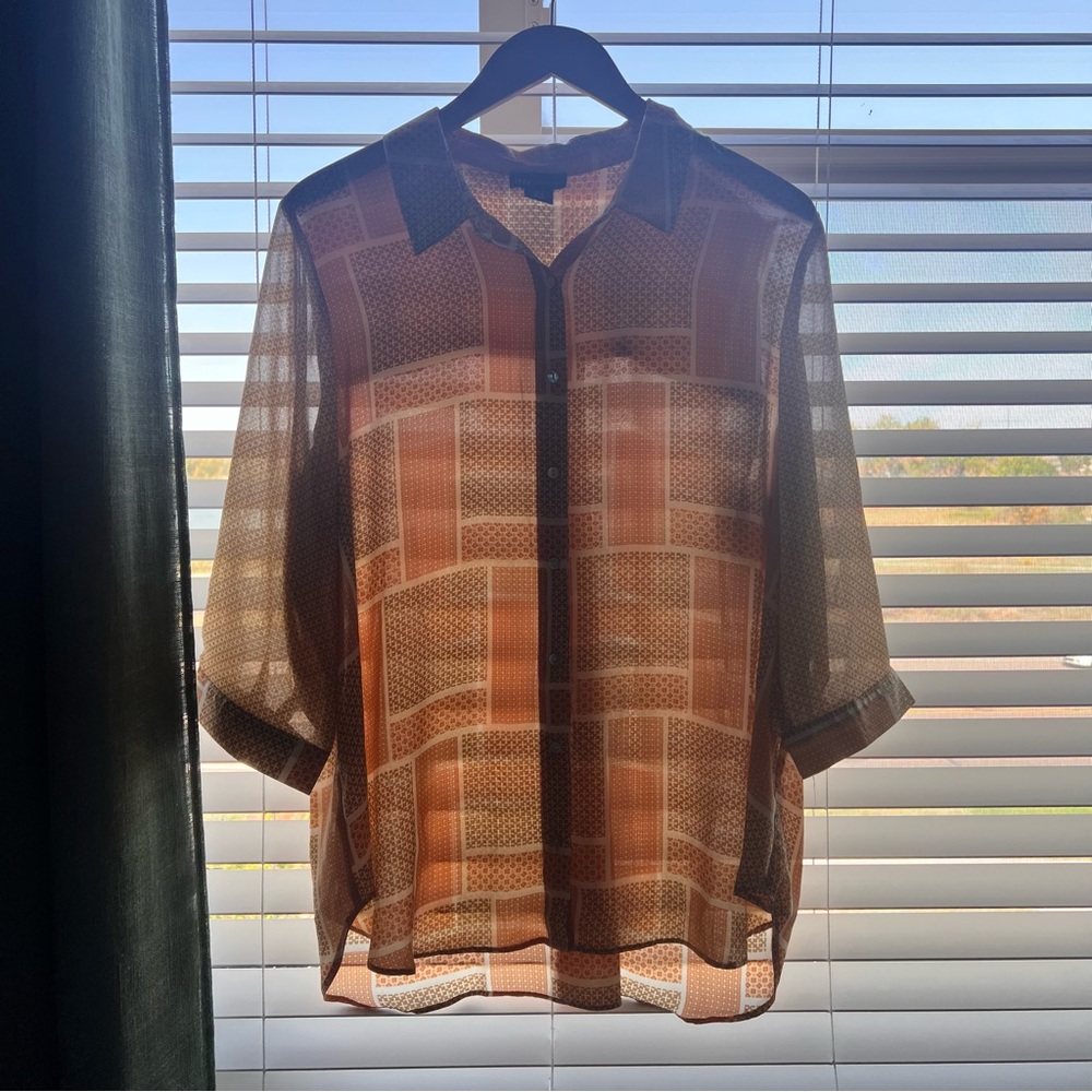 Sheer Coral / Sage Patterned 3/4 Sleeve Top Size 1X